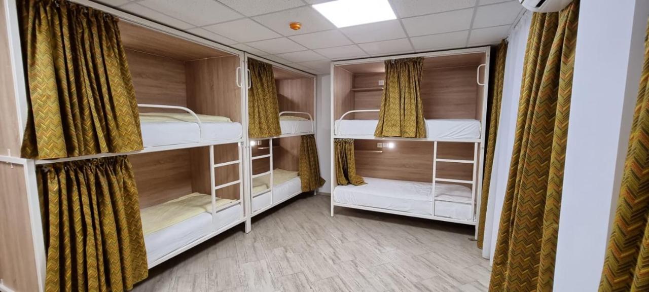 Hostel Citadella Deva Extérieur photo