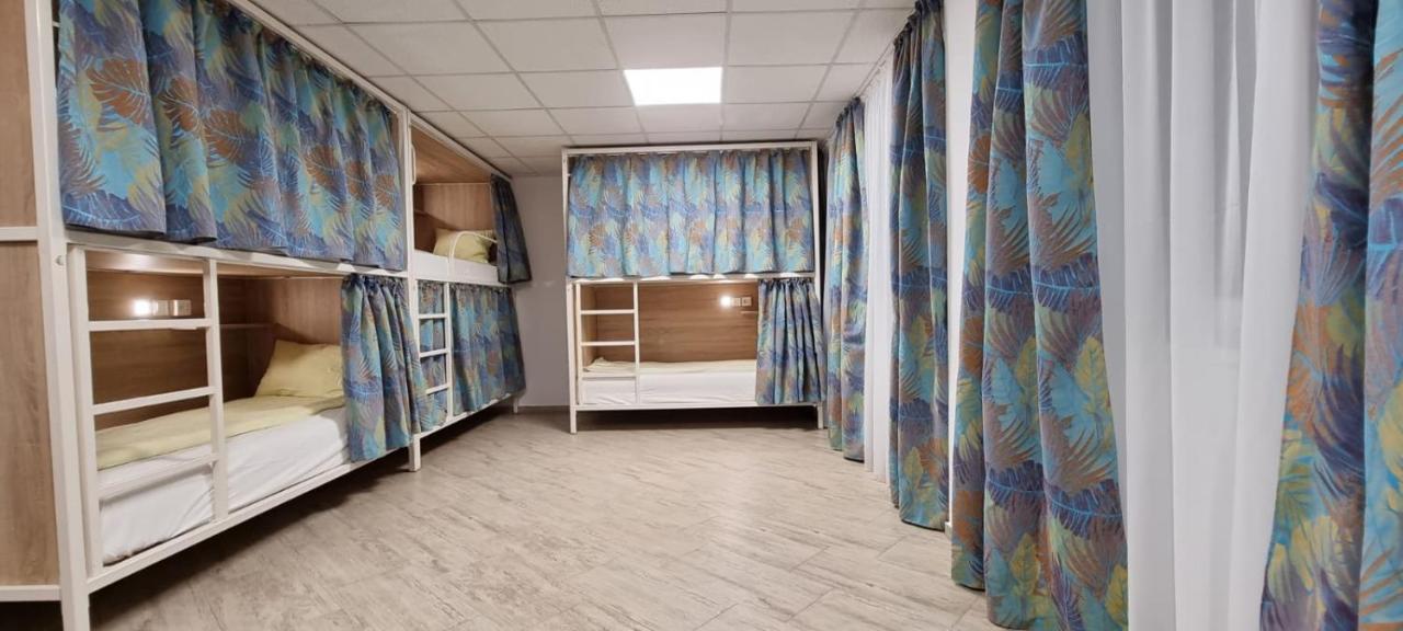 Hostel Citadella Deva Extérieur photo
