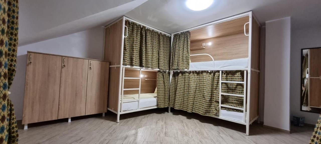 Hostel Citadella Deva Extérieur photo
