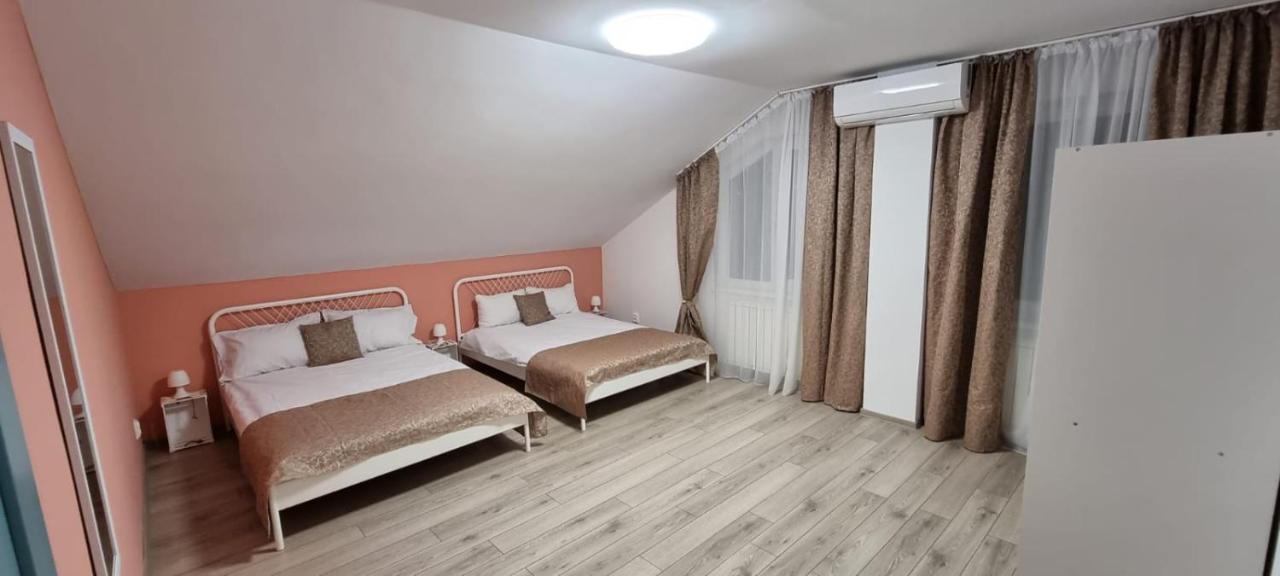 Hostel Citadella Deva Extérieur photo